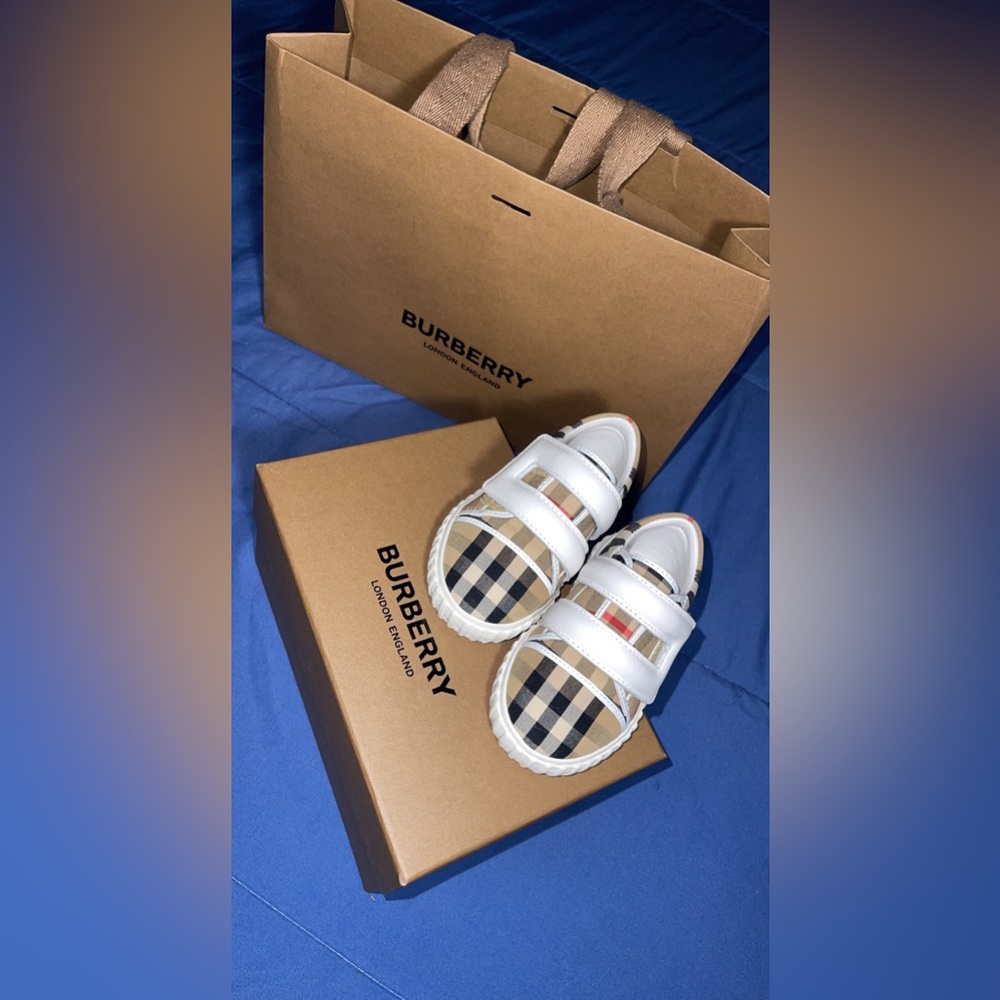 Kids' Mark Check Sneaker
BURBERRY